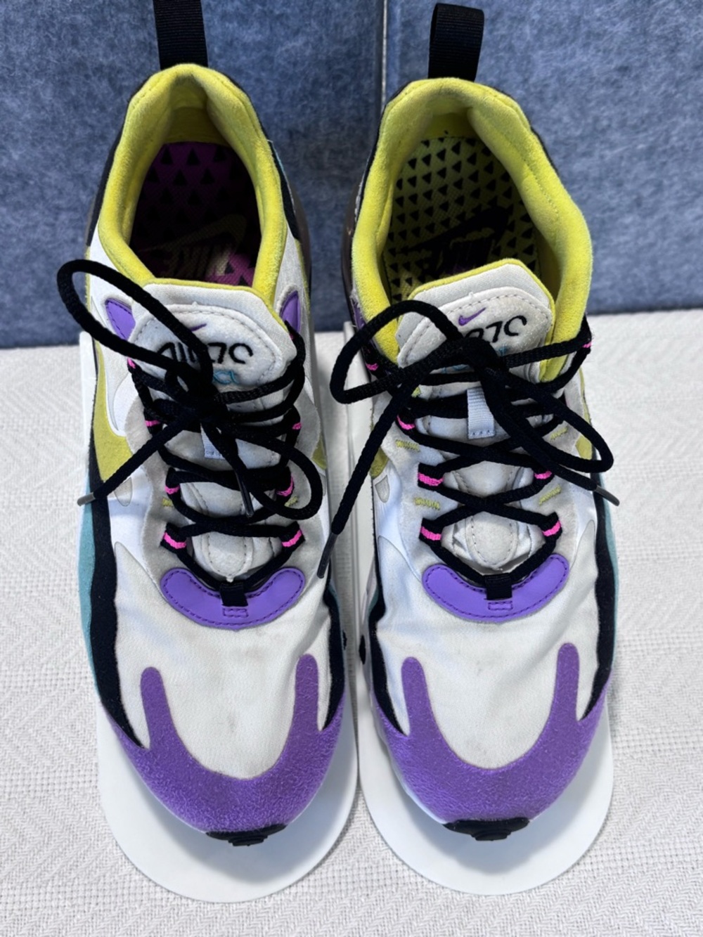 🩷Nike Women’s Sneakers Yellow Black Purple Accent - Picture 2 of 13